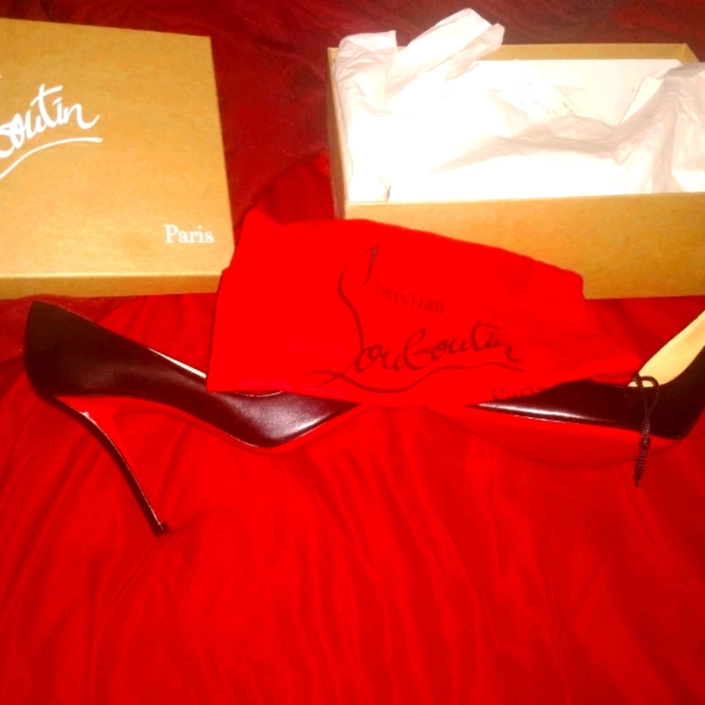 Christian Louboutin So Kate 👠